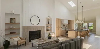 459 E 18th St, Costa Mesa