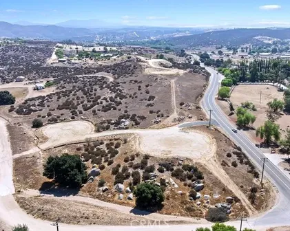38662 E Benton, Temecula