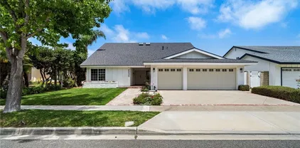 2030 Goldeneye Pl, Costa Mesa
