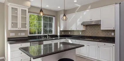 6013 Oakgate Row, La Jolla