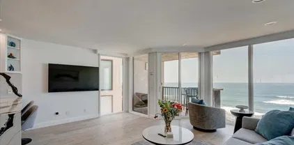 190 Del Mar Shores Ter Unit 24, Solana Beach