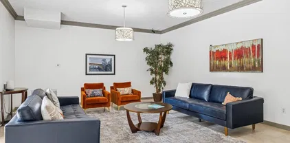 2568 Albatross St Unit 5K, Downtown