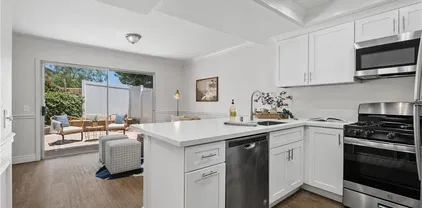34 Carmel Ct, Laguna Beach