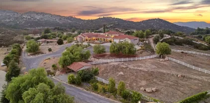 38075 Via Majorca, Murrieta