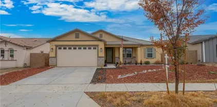 575 Farmstead St, Hemet