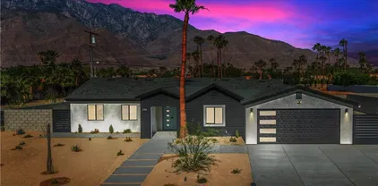 2901 N Biskra Rd, Palm Springs