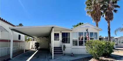 1295 S Cawston Ave Unit 6, Hemet