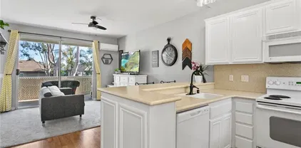 20191 Cape Coral Ln Unit 3-206, Huntington Beach