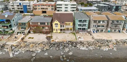 1121 S Pacific St, Oceanside