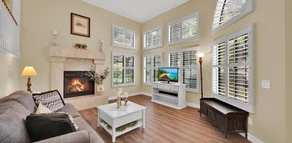 9327 Lake Murray Blvd Unit E, San Carlos