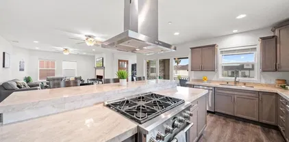 502 S Cleveland St Unit 2, Oceanside