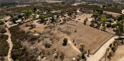 44451 Oak Gln, Hemet