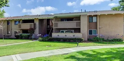 8877 Lauderdale Ct Unit 211C, Huntington Beach