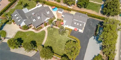 41548 Hutchison Ct, Murrieta
