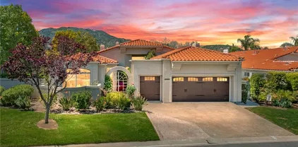 38253 Greywalls Dr, Murrieta