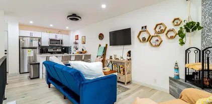4380 Temecula St Unit 4, Ocean Beach (OB)