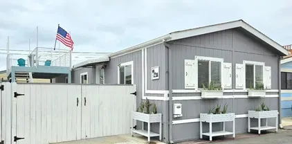21752 Pacific Coast Hwy Unit 11A, Huntington Beach