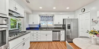 511 Pepper Tree Dr, Brea