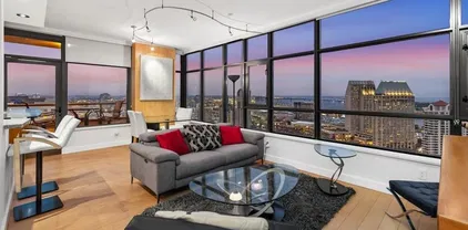 700 W E St Unit 3505, Downtown