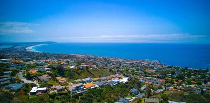 6130 Terryhill Dr, La Jolla