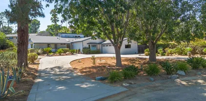 4578 Shade Rd, La Mesa