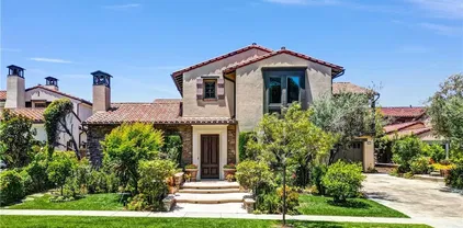 25 Village Way, Irvine