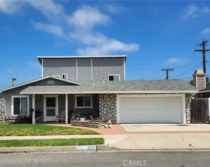 9331 Grand Dr, Huntington Beach