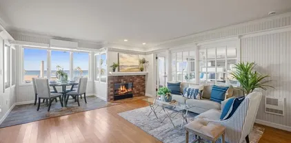 1562 Camino Del Mar Unit 440, Del Mar