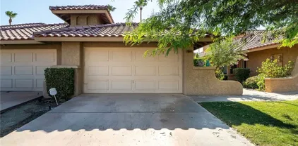 41644 Woodhaven Dr E, Palm Desert