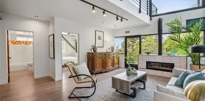 686 Diamond St, Laguna Beach