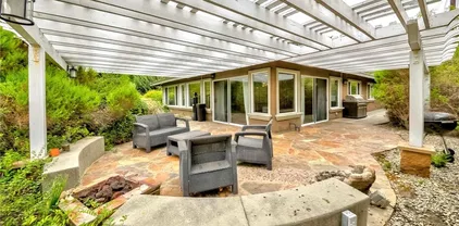 706 Nancy Ln, Fullerton