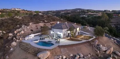 39850 Calle Breve, Temecula