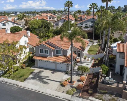 1572 Roma Dr, Vista