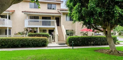 19132 Shoreline Ln Unit 8, Huntington Beach