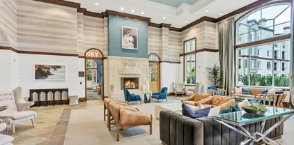 9253 Regents Unit A203, La Jolla