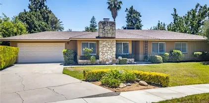 450 Marilyn Ln, Redlands