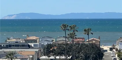 230 Lille Ln Unit 214, Newport Beach