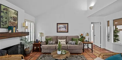 28406 Buena Vis, Mission Viejo