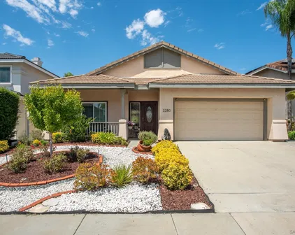 2280 Bear Rock Gln, Escondido