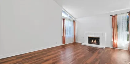 9882 Hot Springs Dr, Huntington Beach