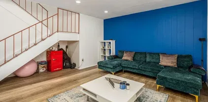 5366 Lake Murray Blvd, La Mesa
