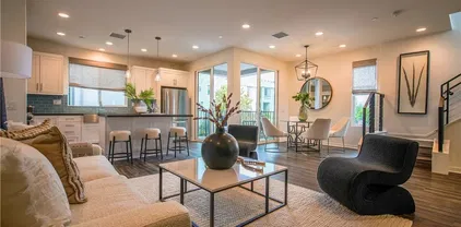 1022 Bridgewater Way, Costa Mesa