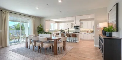 2066 Woolem Pl, Escondido