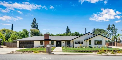 406 Eucalyptus Dr, Redlands