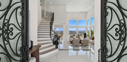 7 Sierra Vis, Laguna Niguel