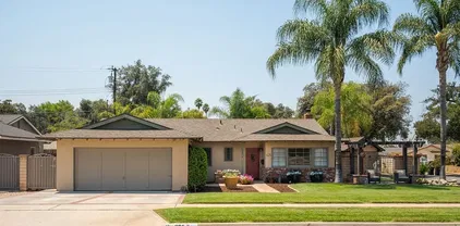 625 Cardinal Ln, Redlands