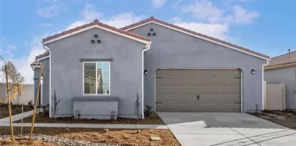 761 Longhorn Dr, San Jacinto
