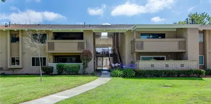 8877 Lauderdale Ct Unit 210F, Huntington Beach