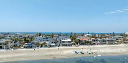 3366 Bayside Walk, Pacific Beach/Mission Beach