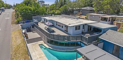 6784 Alamo Way, La Mesa